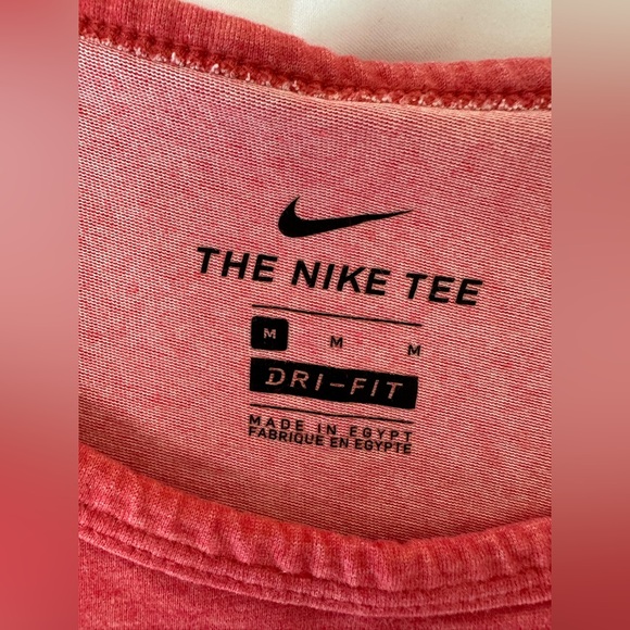 The Nike Tee Men’s Medium Dry Fit Tank Top - Picture 4 of 6
